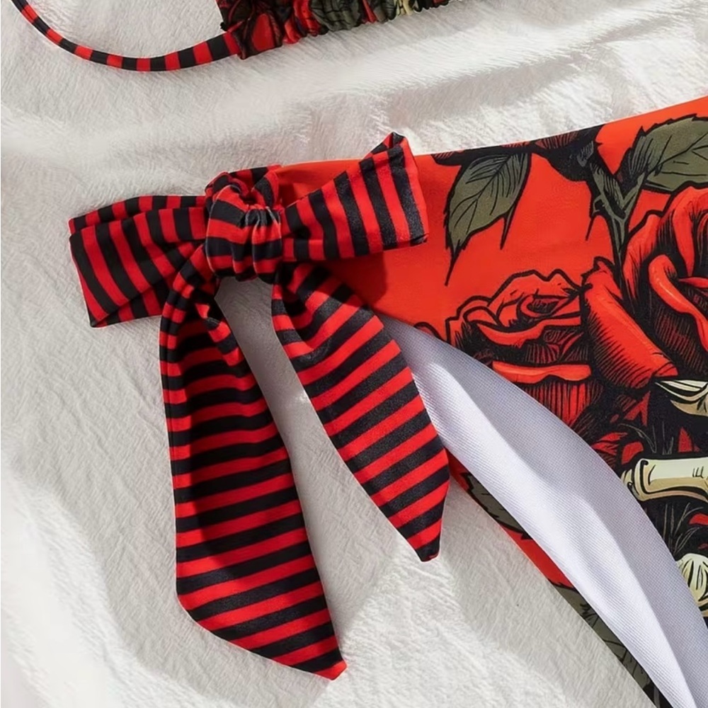 Red Skull Rose Halter Bikini Set - Picture 7 of 9